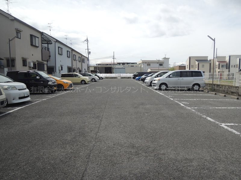 ココ川崎 駐車場