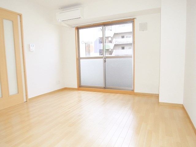 ルミエール八尾駅前 ベッドルーム