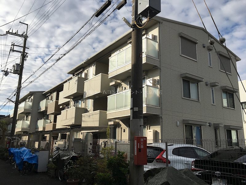 アムール久宝寺 外観