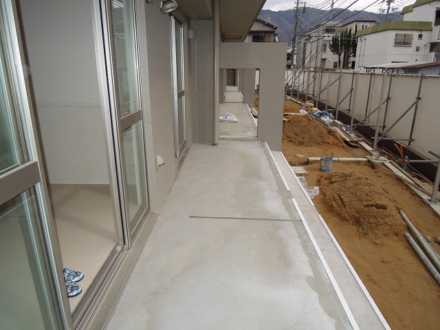 メゾン新町 庭