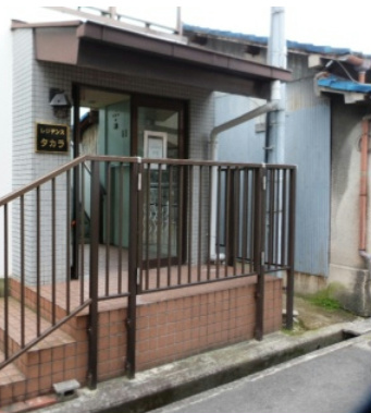 レジデンスタカラ エントランス
