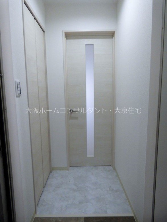 クリエオーレ若草町Ⅰ 玄関