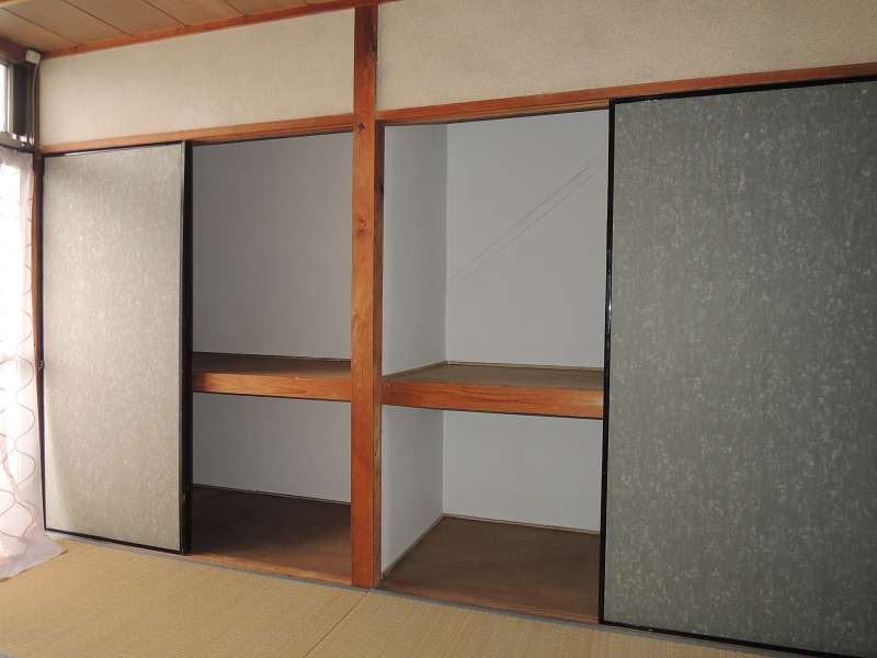 栄マンション 収納