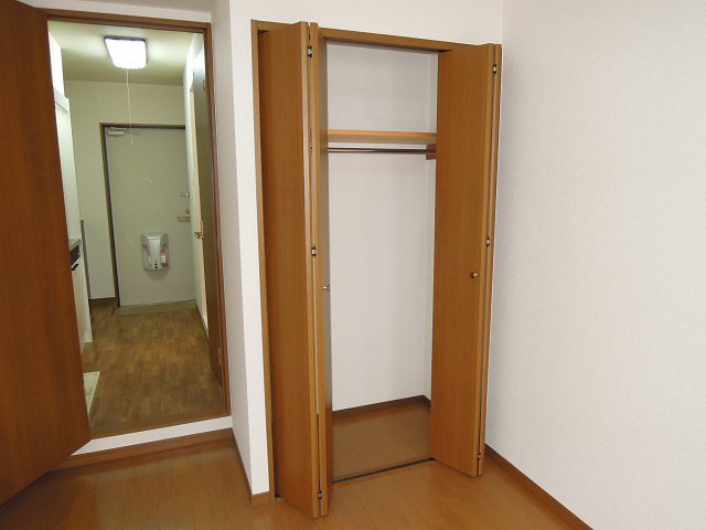 チェリーハイツ宮町 収納