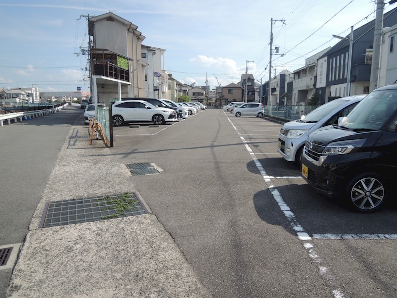 月極楠根パーキング 外観