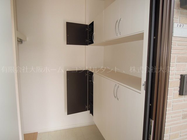 D-room青山 玄関