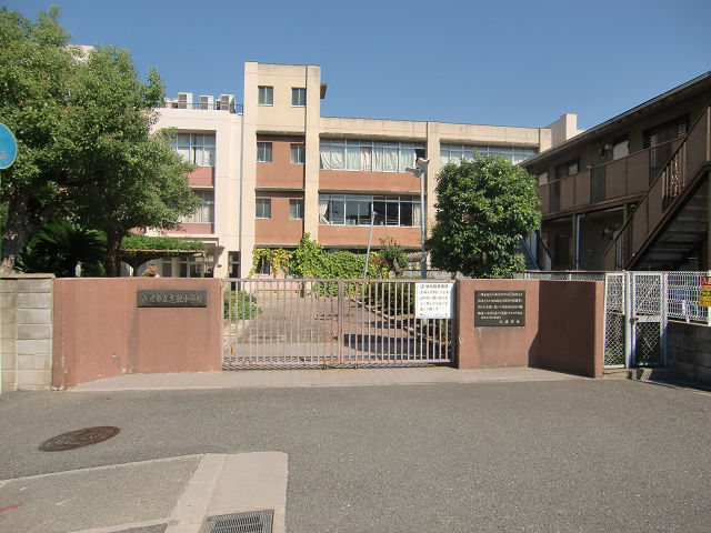ウイングコート 小学校