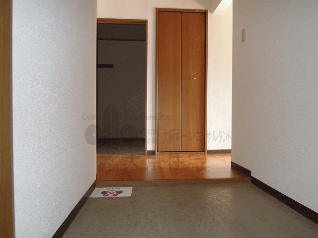 サンライズ青山 玄関