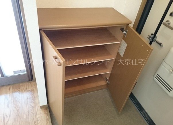 ニューリバーサイド八尾南 収納