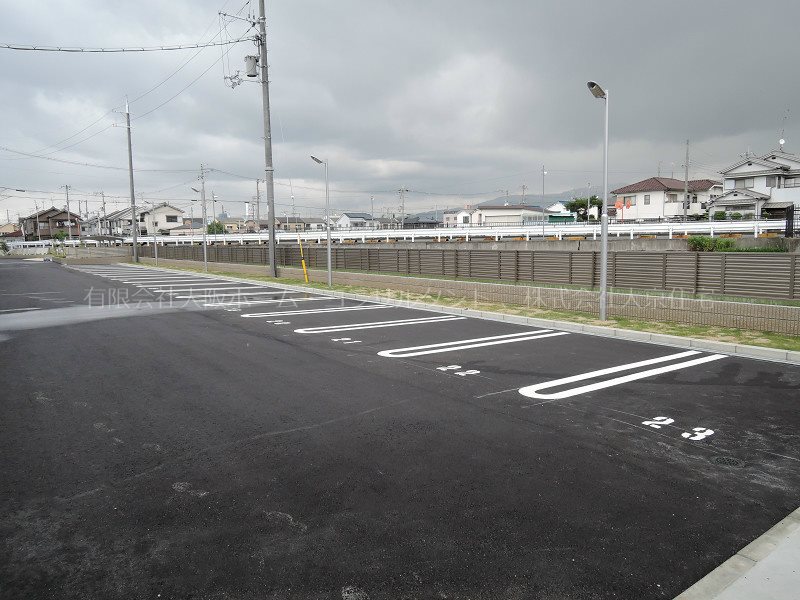 セクレール北本町 駐車場