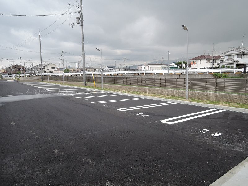 セクレール北本町 駐車場
