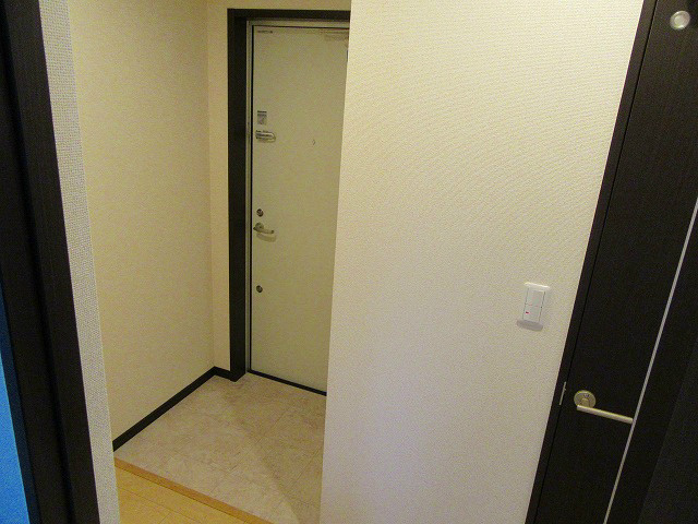 フジパレス岩田町Ⅰ番館 玄関