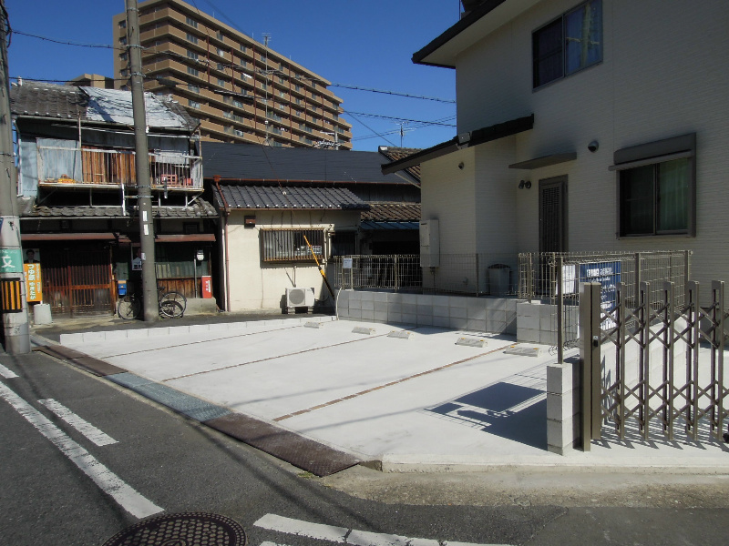 安中町3丁目ガレージ （バイク置き） 駐車場
