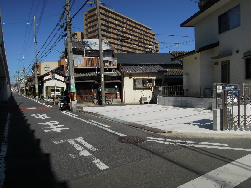 安中町3丁目ガレージ （バイク置き） 駐車場
