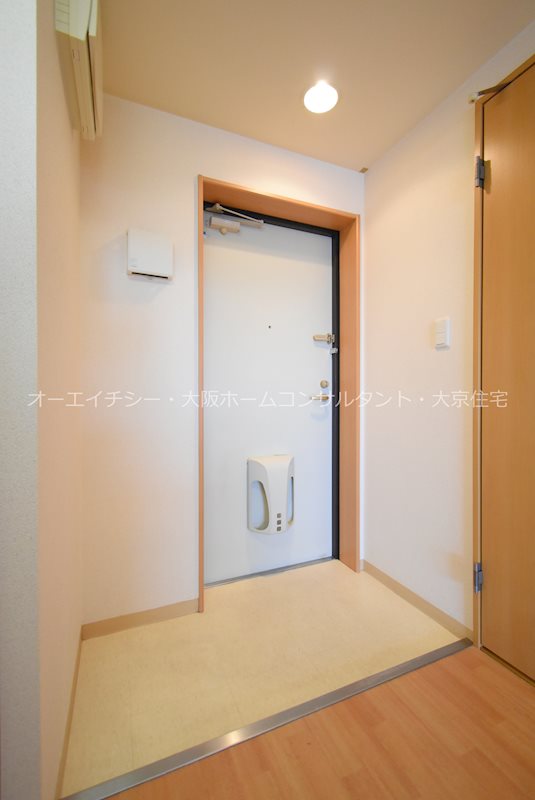 リバーサイド金岡六番館 玄関