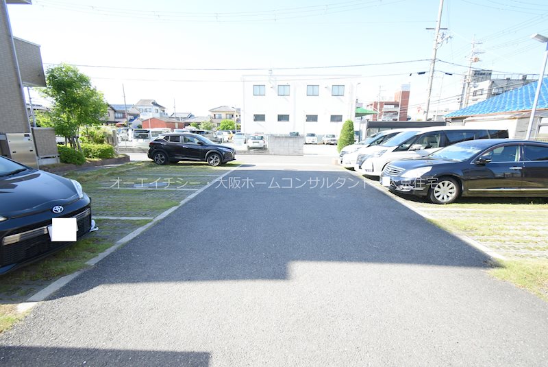 グレース中谷　Ｂ棟  駐車場