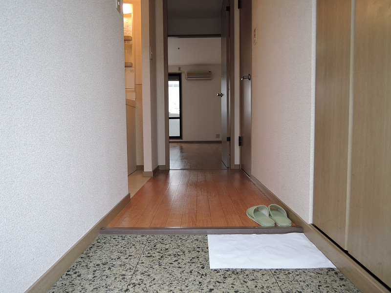 ワン　トゥリー　ヒル 玄関