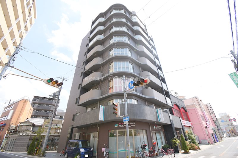 プレミアム菱屋西 外観