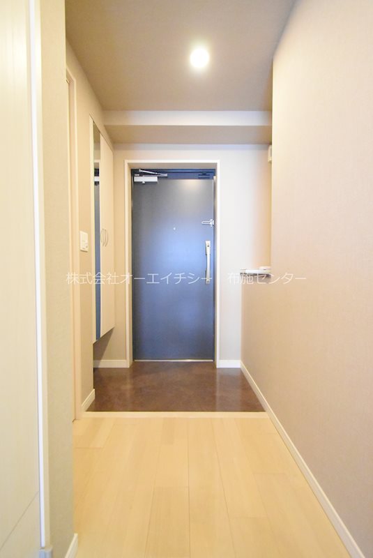 プレミアム菱屋西 玄関