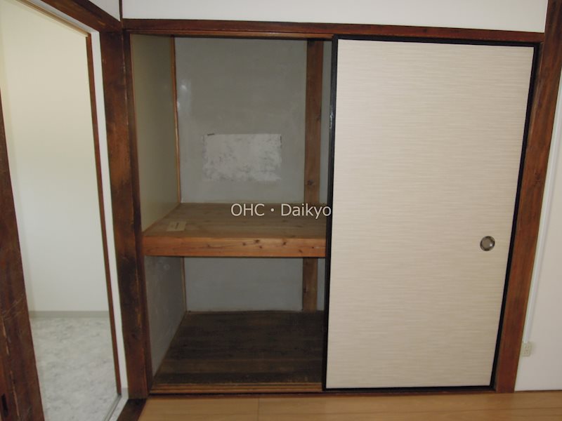 南本町4丁目平屋 収納