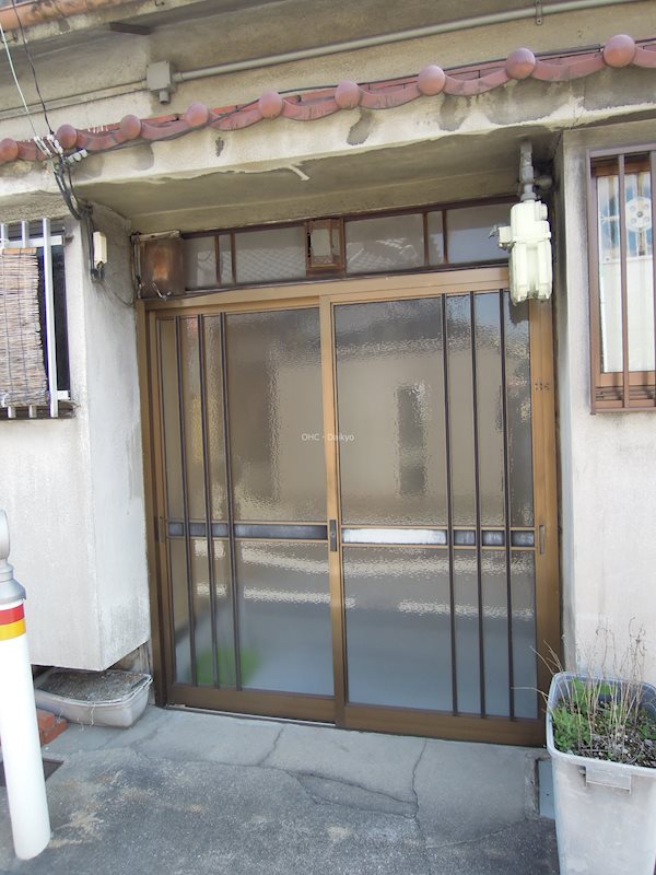 南本町4丁目平屋  エントランス