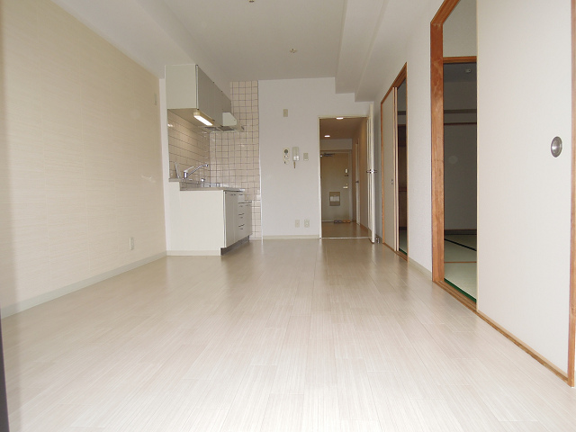 グランドゥール緑ヶ丘 リビング