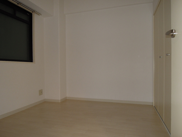 グランドゥール緑ヶ丘 ベッドルーム