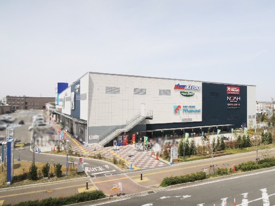 ボン　クロシェット ショッピング施設