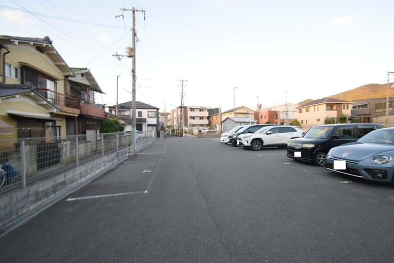 グランシエル 駐車場