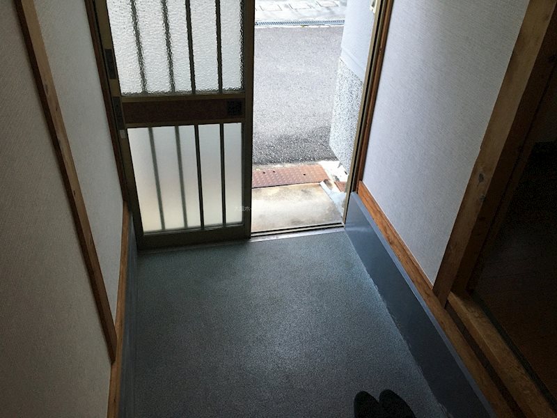 本澤貸家 玄関
