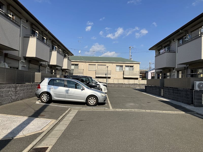サン・メゾン　A棟 駐車場
