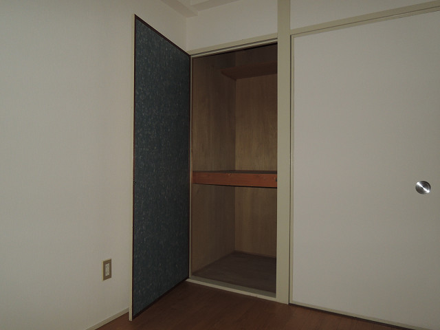 サンライト青山 収納