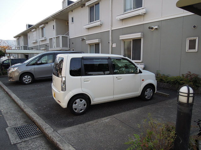 メゾン　サン 駐車場