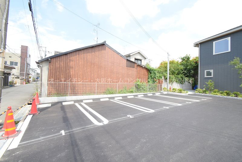 ウエスタンハイツ17 駐車場