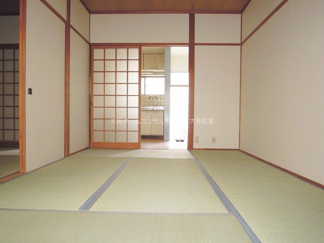 小川マンション ベッドルーム