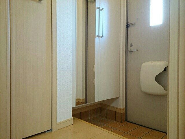カーサ・コモド 玄関