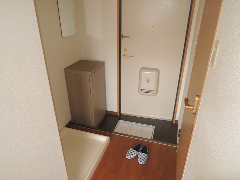 ピアパーク荘内 玄関
