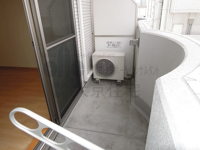 ルミエール八尾駅前 ベランダ