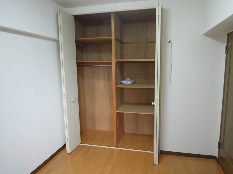 ファミールハイツ八尾 収納