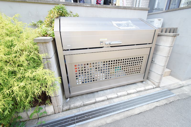 ウィステリア ロビー