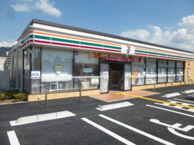 ボナール　コート  コンビニ