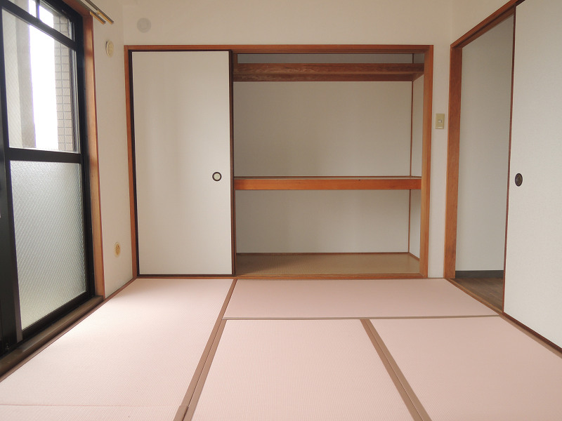 カーサフィオーレ弐番館 収納