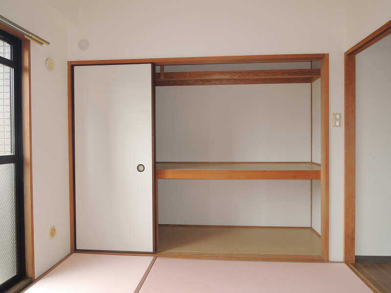 カーサフィオーレ弐番館 収納