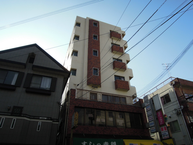 志紀ロイヤルハイツ 外観