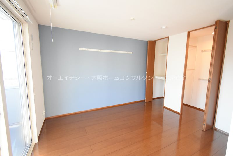 大阪府東大阪市額田町1-6 ベッドルーム