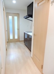 ルミエール八尾駅前 玄関