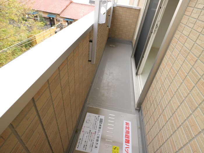 大阪府東大阪市吉田２丁目3-24 ベランダ