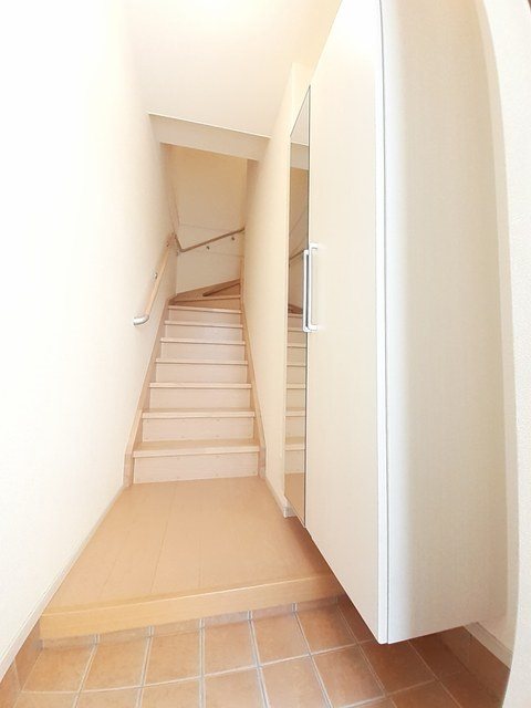大阪府東大阪市玉串町東２丁目8-7 玄関
