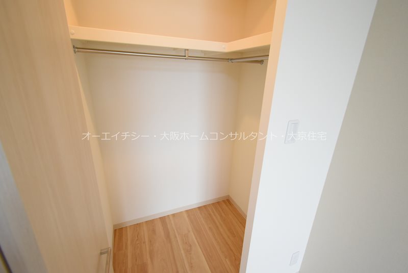 大阪府東大阪市岩田町１丁目10-26 収納