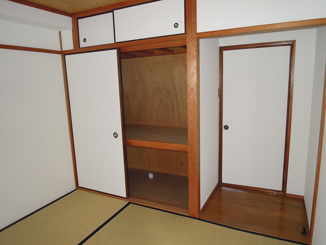 ベルデハイツ 収納